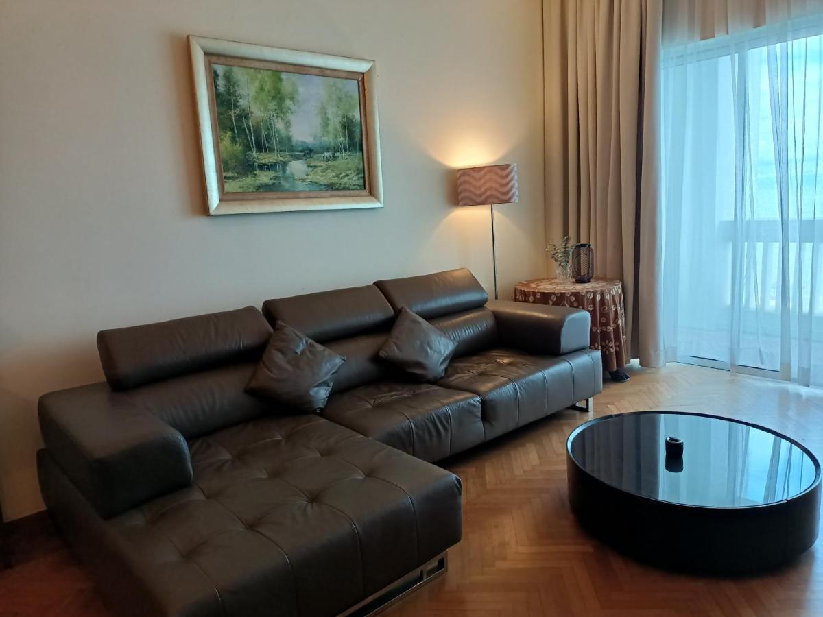 Straits Quay Marina Suites Penang By Aurorahomes Bagan Jermal 外观 照片
