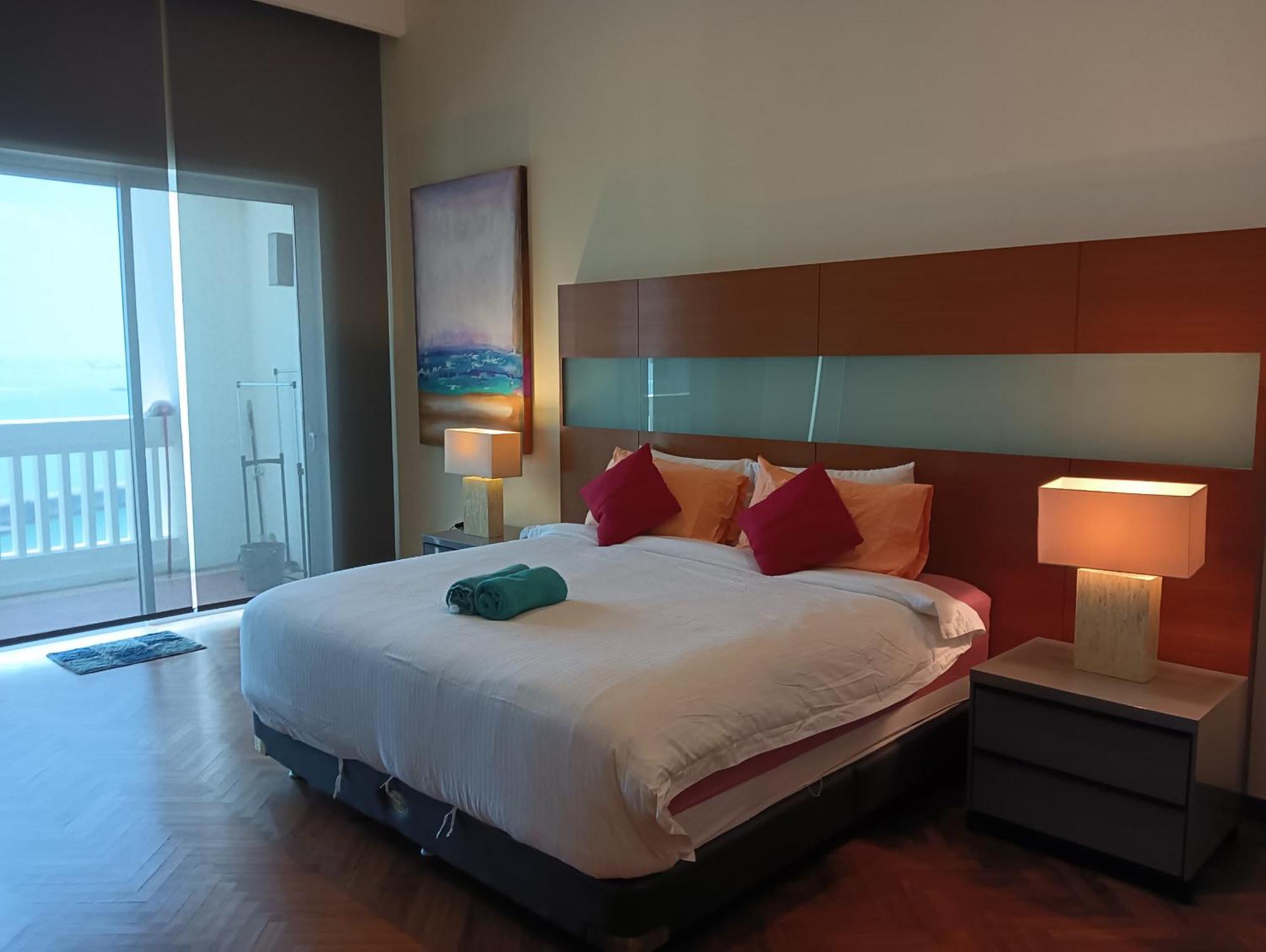 Straits Quay Marina Suites Penang By Aurorahomes Bagan Jermal 外观 照片