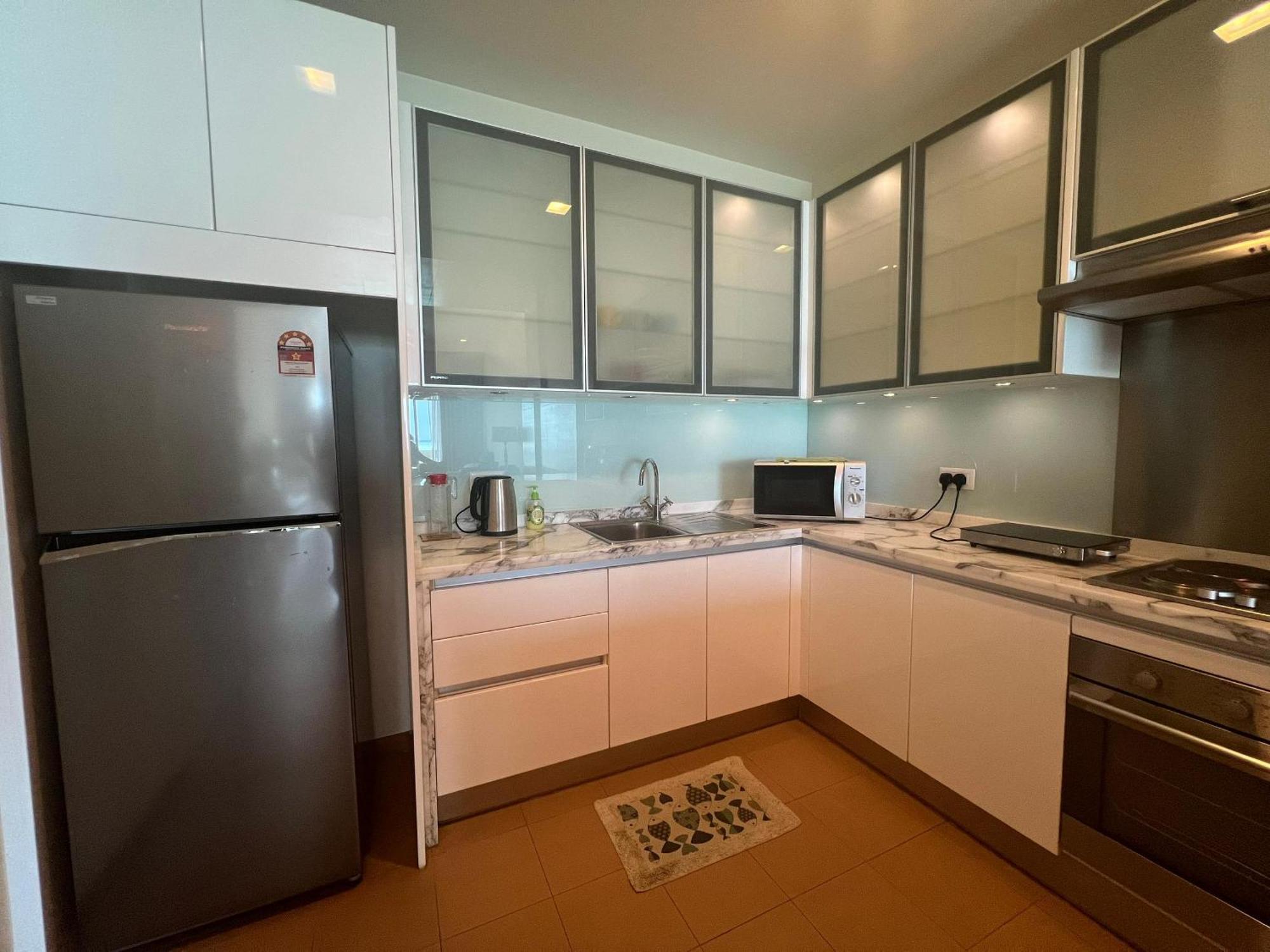 Straits Quay Marina Suites Penang By Aurorahomes Bagan Jermal 外观 照片